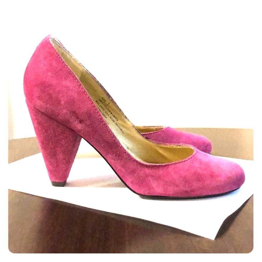 Women’s shoes